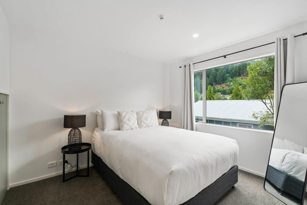 Central Queenstown Luxury Exterior foto