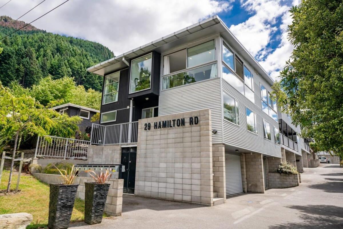 Central Queenstown Luxury Exterior foto